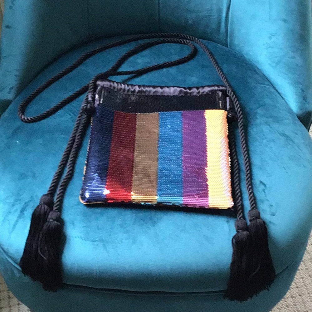 Trouve’ black sequin drawstring crossbody bag